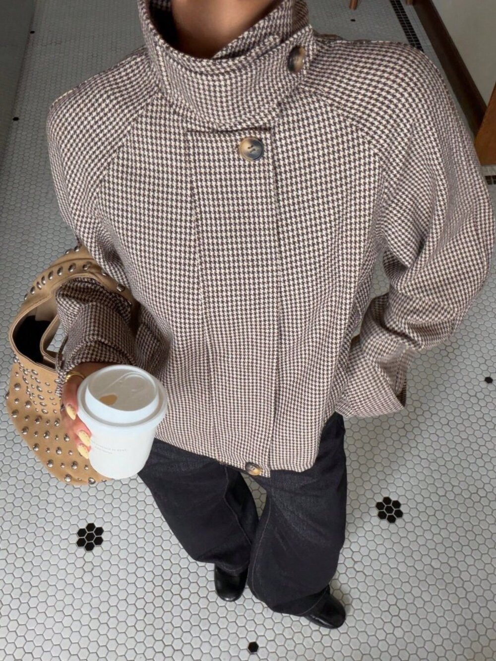 Brown Casual Women's Houndstooth Pattern Zip Pocket Raglan Short Overcoat